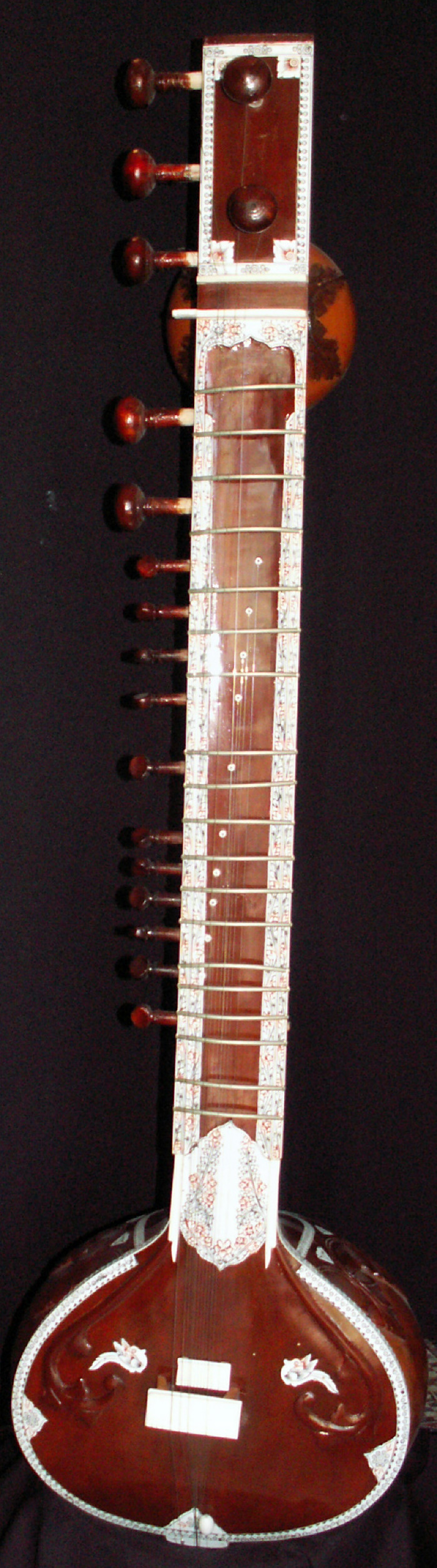 Indian Chordophone (Lute): "Sitar"