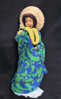 US Hawaiian Display Doll