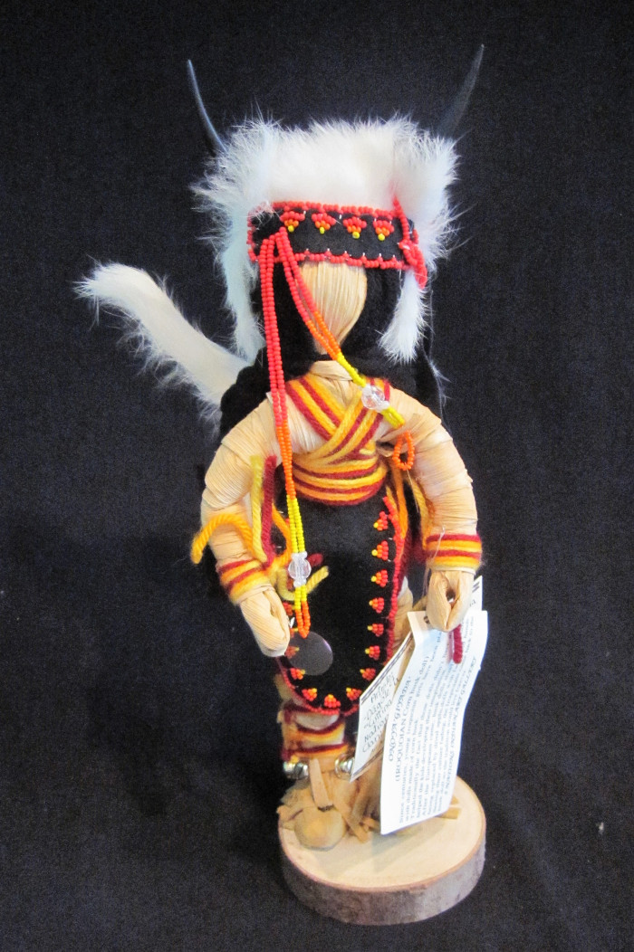 Canadian Mohawk Nation Corn Husk Display Doll: "Onoya Giyada"