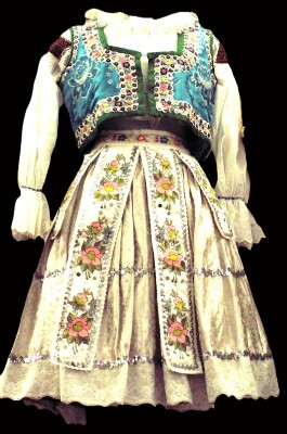 Czech Traditional Woman's Dress: "Kroj"
