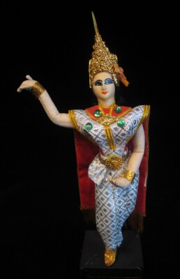 Thai Display Doll: "Khon" Dancer