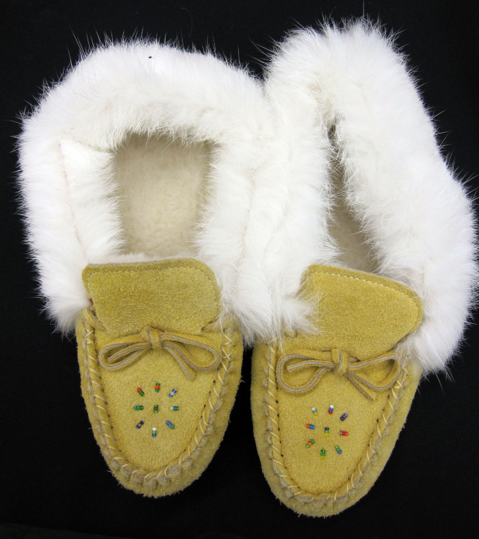 Canadian Huron Nation Shoes: "Moccasins"