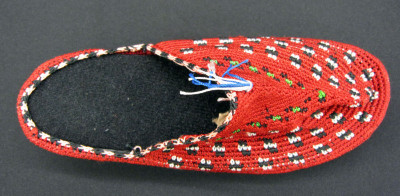 Iranian Traditional Shoes: "Giveh"
