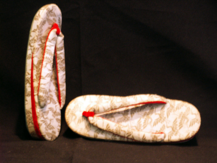 Japanese Sandals: "Zori"